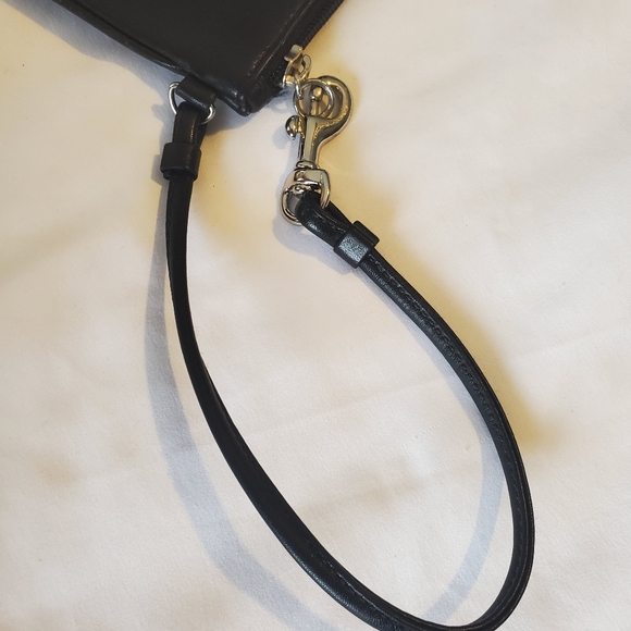 Coach wristlet - Picture 4 of 9